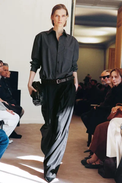 Look 17
